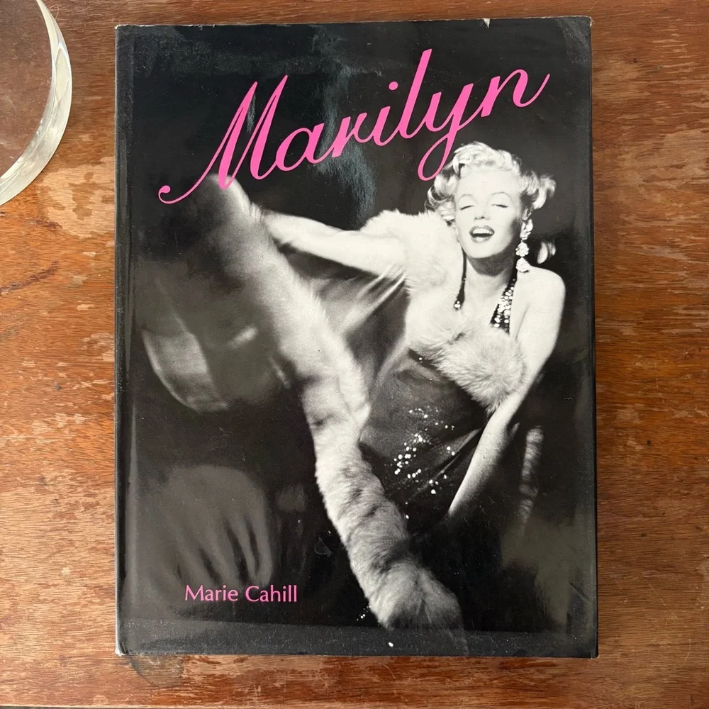 🏡Marilyn Monroe Black & Pink Hardcover Coffee Table Book - Picture 2 of 7